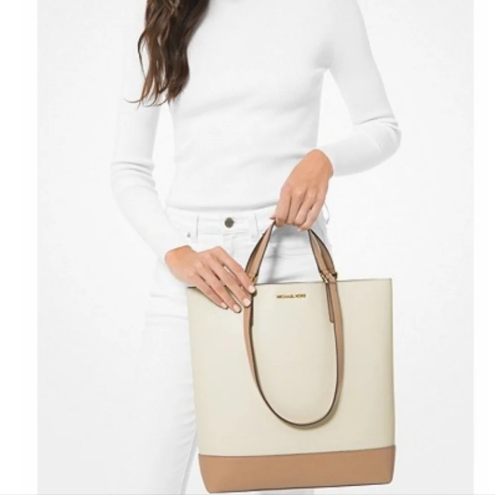 NEW Michael Kors Kelli Tote Bag - Picture 1 of 7